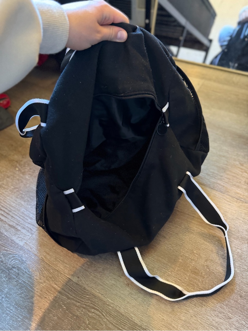 PINK/ Victoria Secret Duffel bag - Picture 3 of 3